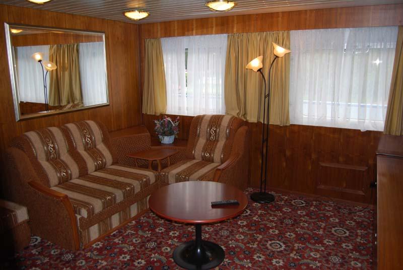 Люкс (шлюп.пал.)