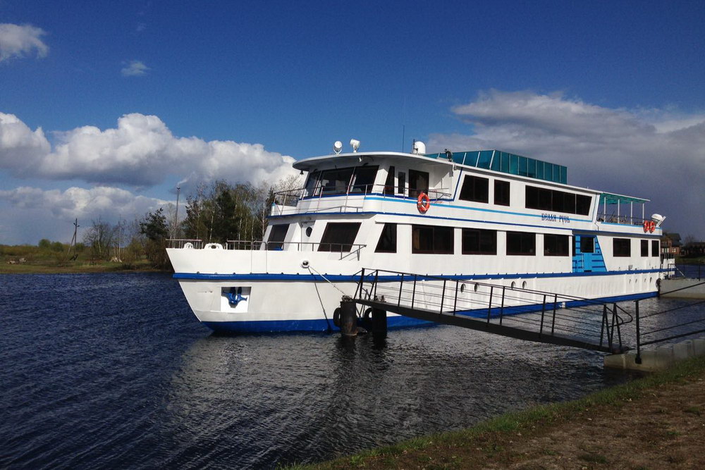 Круиз Брест (2 дн.)  – Дубое – Пинск – Стахово (2 дн.)  – Качановичи – Пинск – Кобрин – Брест (2 дн.)  01.08.2026-08.08.2026