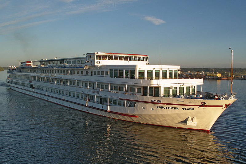 Круиз С.Петербург – Шлиссельбург – Коневец – Свирьстрой – Мандроги – Петрозаводск – Вытегра – Череповец – Мышкин – Коприно – Ярославль – Кострома – Плес – Кинешма – Юрьевец – Н.Новгород – Чебоксары – Казань – Елабуга – Ульяновск – Самара – Саратов – Волгоград 27.06.2026-14.07.2026