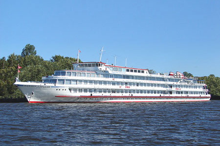 Круиз Красноярск (2 дн.)  – Казачинский порог – Енисейск – Ярцево – Бахта – Канготово – Туруханск – Полярный круг – Ермаково (2 дн.)  – Игарка – Тыяха – Дудинка – Плато Путорана – Дудинка (2 дн.)  04.08.2026-14.08.2026