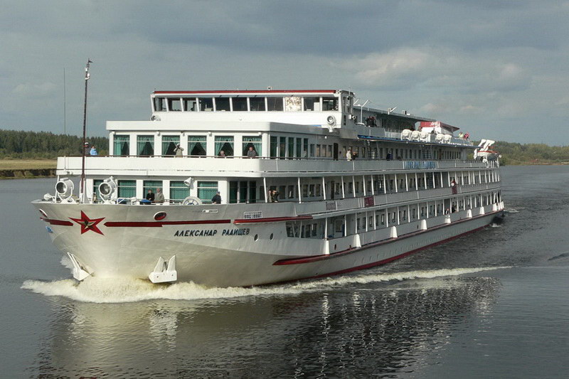 Круиз С.Петербург (2 дн.)  – Шлиссельбург – Валаам – Хийденсельга – Свирьстрой – Вытегра – Череповец – Кострома – Н.Новгород 26.05.2026-03.06.2026