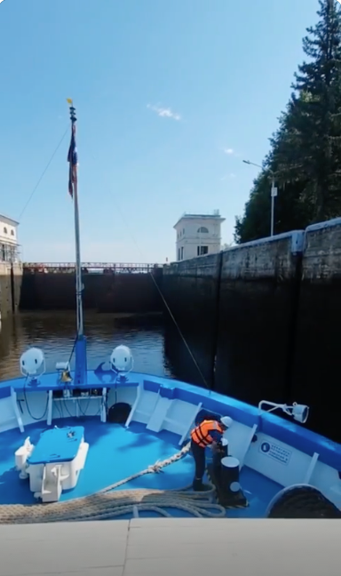 «Водный лифт» для многопалубного теплохода, или как устроены шлюзы