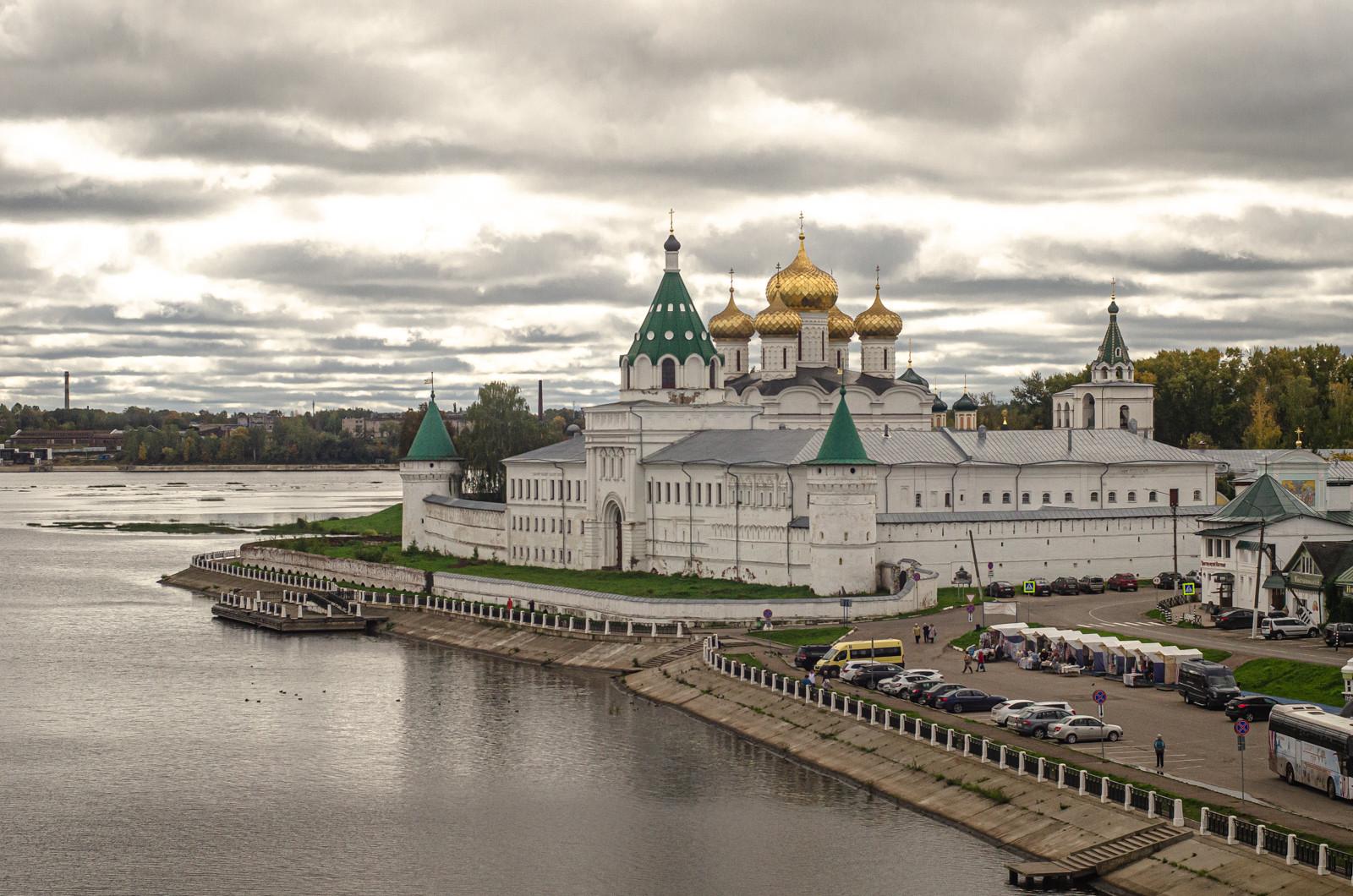 Кострома. Ипатьевский монастырь