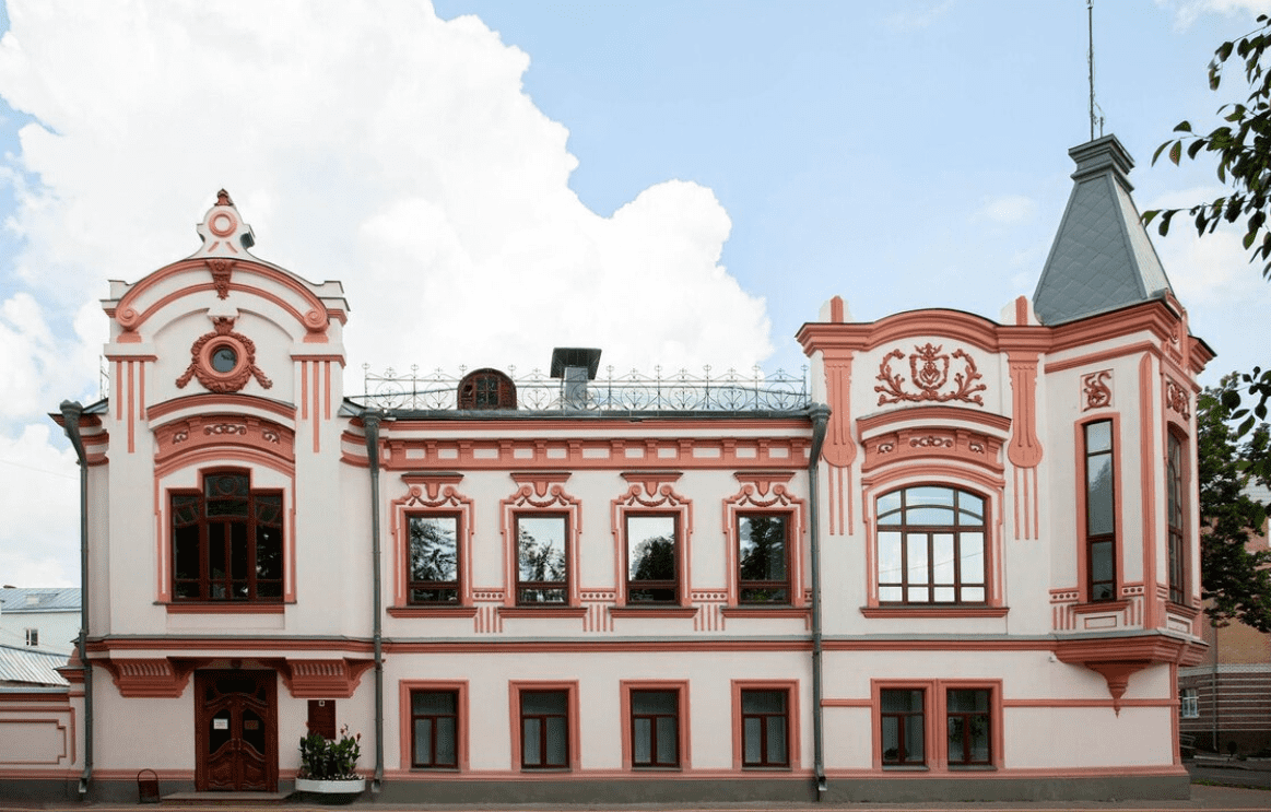 Казань. Дом купцов Апанаевых